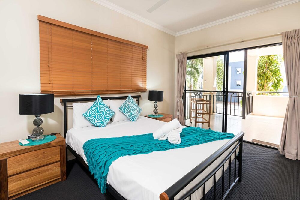 1200-1bed-2bed-regency-cairns-accommodation3