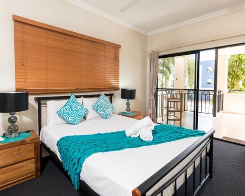 1200-1bed-2bed-regency-cairns-accommodation3