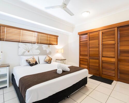 1200-3bed-claredon-cairns-accommodation18