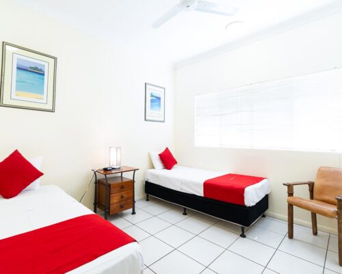 1200-3bed-claredon-cairns-accommodation3