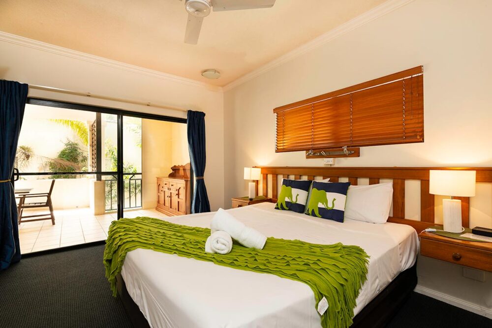 1200-3bed-regency-cairns-accommodation1